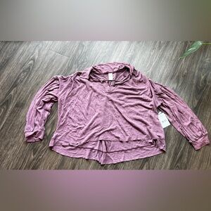 Pirate cut Flowy top